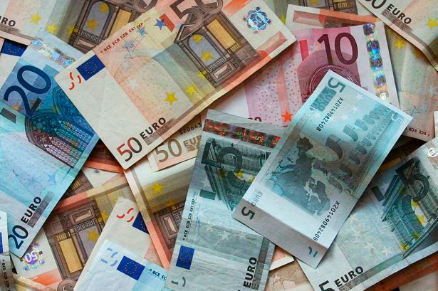 euros_zps5c7d8c57.jpg