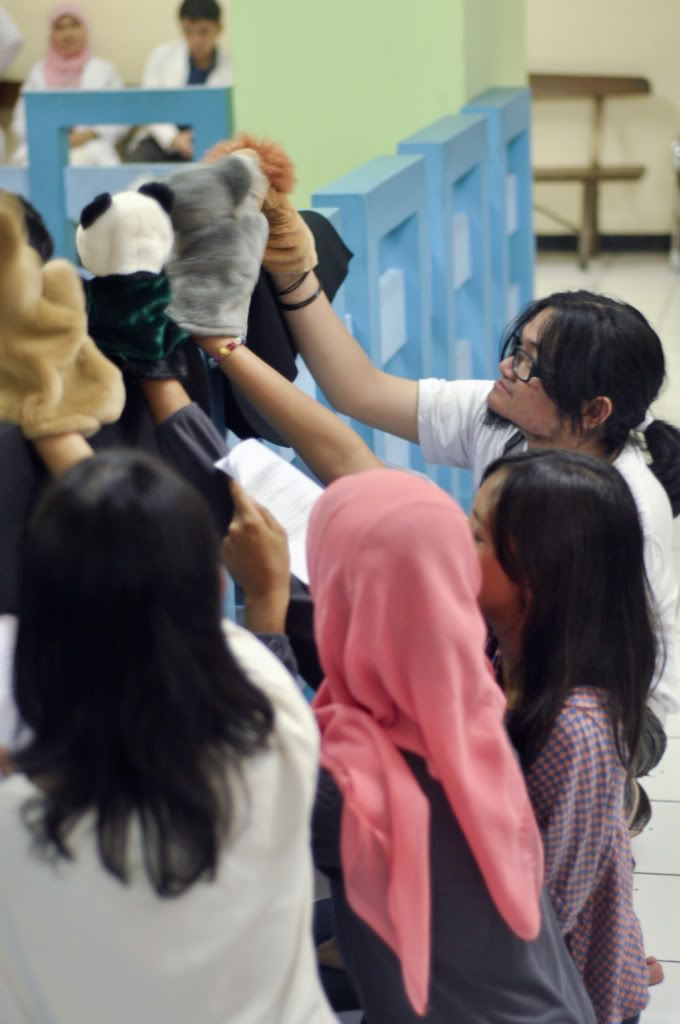 L-R: Anchi, Enggar, Chita, and Windy