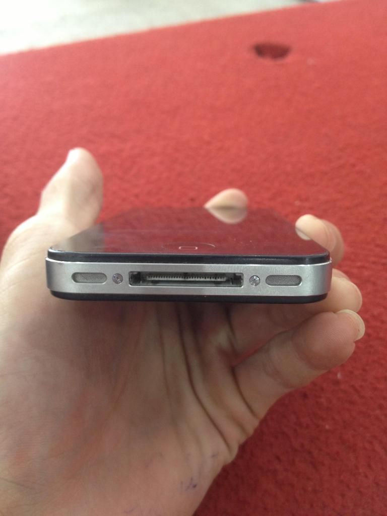 Bán iphone 4-16GB    3tr000 !!!