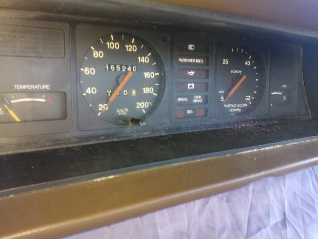 [QLD] VH Commodore Dash 60 Just Commodores