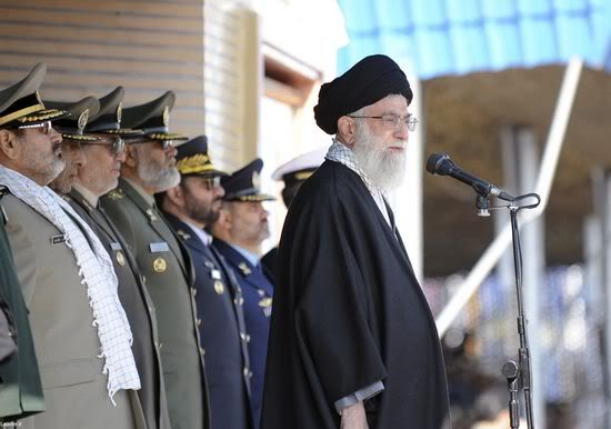 Ayatollah Ali Khamenei photo: Latildenh t7909 t7889i cao Iran Ayatollah Ali Khamenei Ayatollah20Ali20Khamenei.jpg