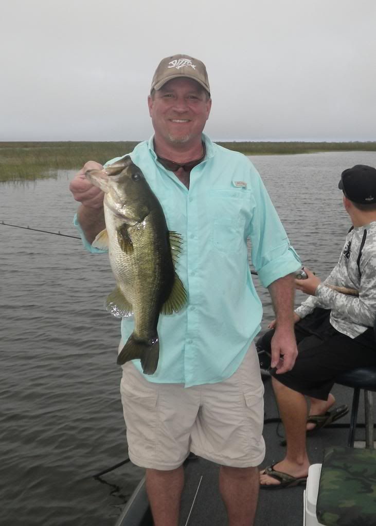 http://i1232.photobucket.com/albums/ff373/GregF000/131225-Christmas%20at%20KRs/131224-GTRFishingOkeechobee_025a_zps1efa057f.jpg