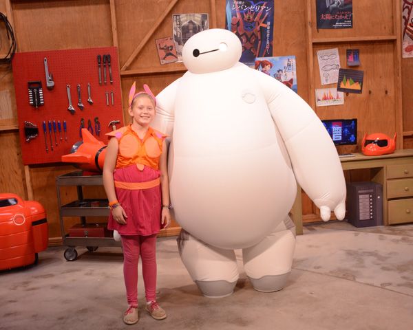  photo EPCOT_BIGHERO6CHAR_20160921_7808960875web_zpscrvlyid5.jpg