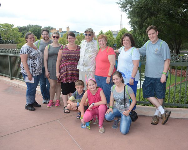  photo EPCOT_IGFRLOWBRIDGEICON_20160921_7809102315web_zps0l3wyc8z.jpg