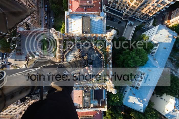 extreme_rooftop_photography_26.jpg
