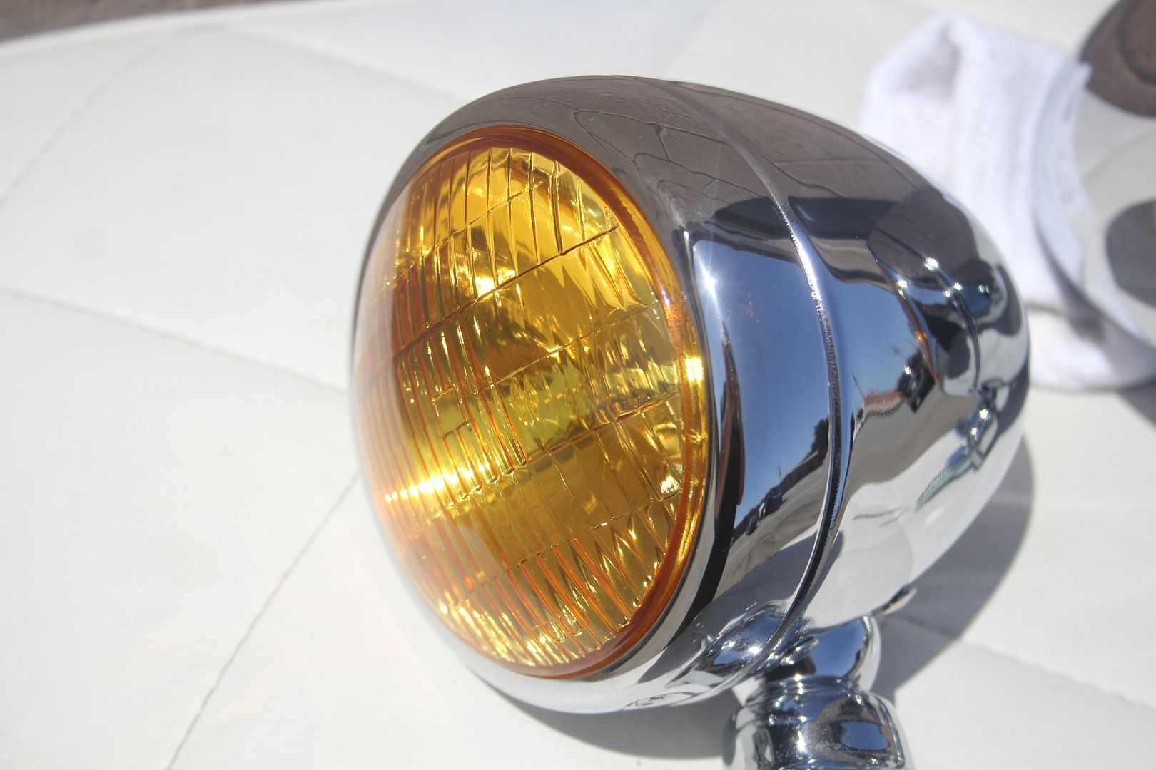 vintage-style-fog-light-lamps-tear-drop-12-volt-chrome-amber-hot-rod